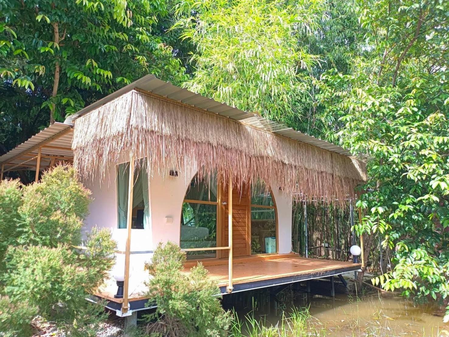 Baan Nai Baan Nok Resort Nakhon Nayok Exterior photo
