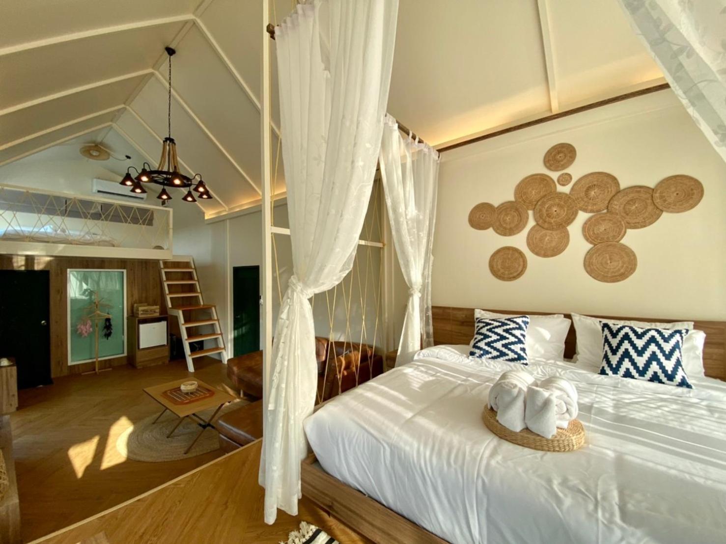 Baan Nai Baan Nok Resort Nakhon Nayok Exterior photo